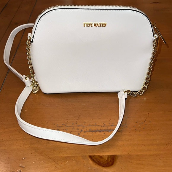 Steve Madden white crossbody bag (basically new/barely used) - Picture 1 of 5